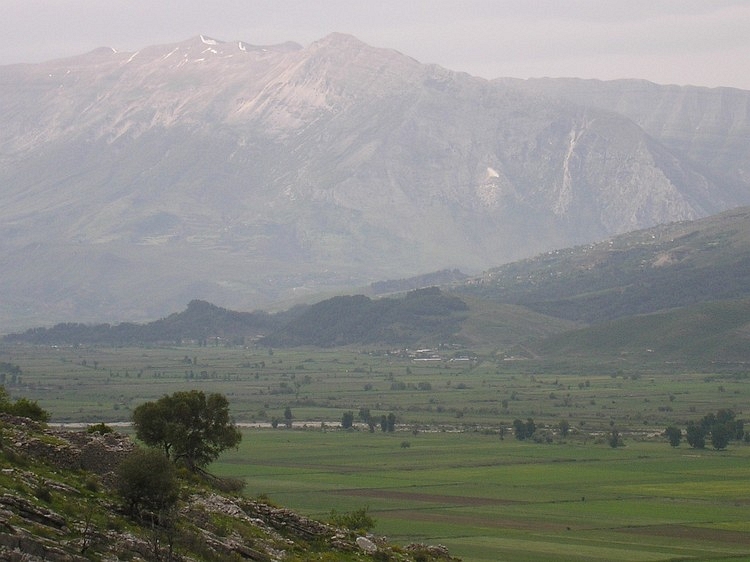 Berglandschap bij Girokastër