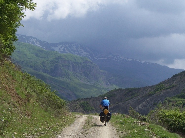 The wrong way to Korçë