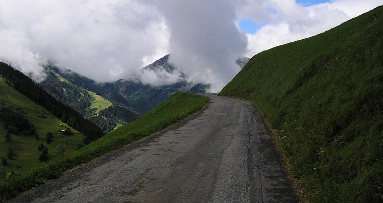 Ascent to the Col du Pré