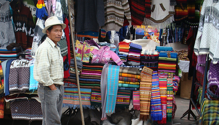 Op de markt van Otavalo