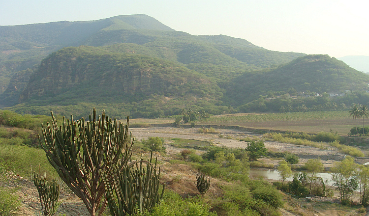 Landschap tussen Tehuantepec en Oaxaca