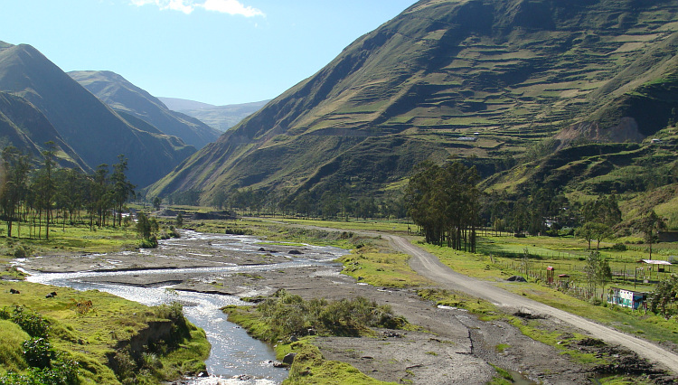 Mountain landscape near Alausí