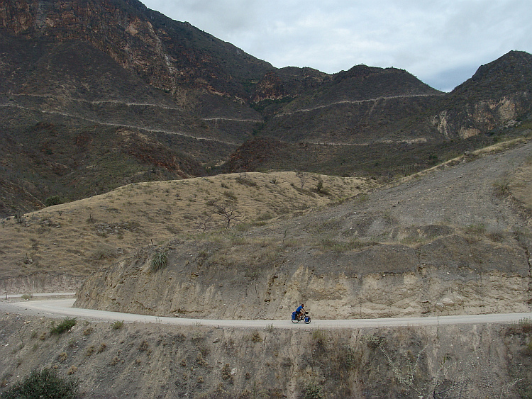 On the climb to Celendín