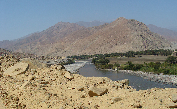 In the valley of the Rio Santa