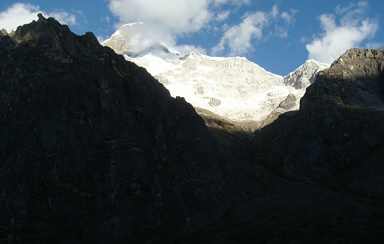 On the way to the Lagunas LLanganuco