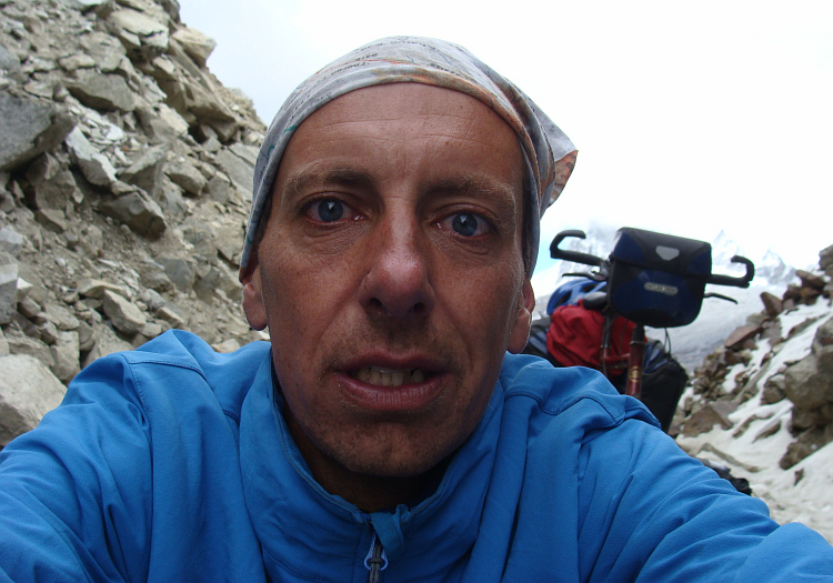 Selfie on the LLanganuco Pass