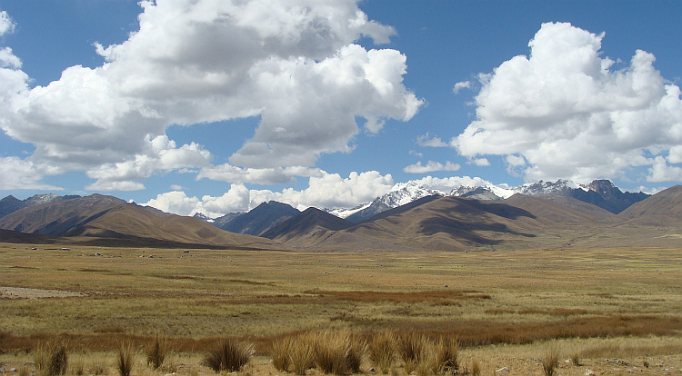 De puna en de cordillera tussen Recuay en Chavín de Huantar