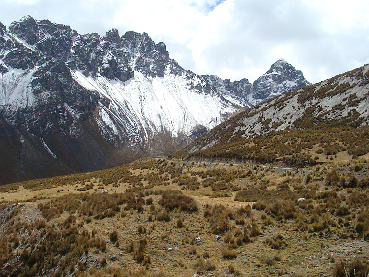 Op the way to the Pastoruri pass