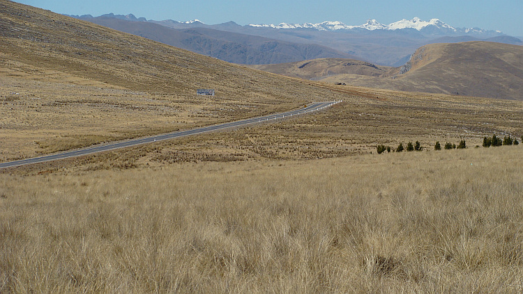 Landscape on the descent to Jauja