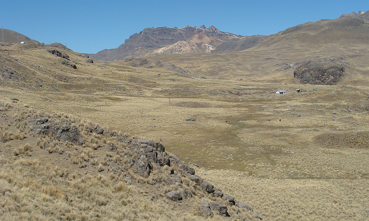 On the climb to the Abra Chonta