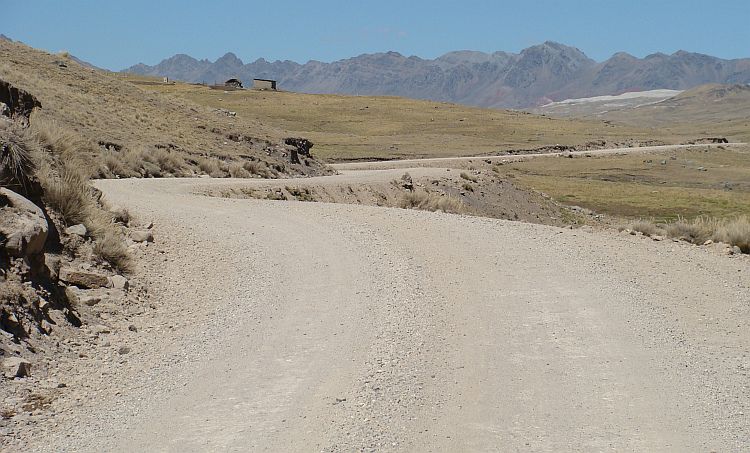 On the climb to the Abra Chonta