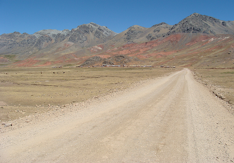 On the climb to the Abra Chonta