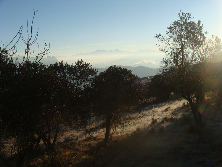 Zonsopkomst in het berglandschap tussen Andahuaylas en Abancay