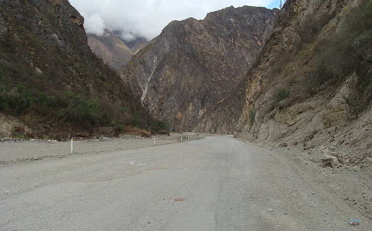 Gorges near Limatambo