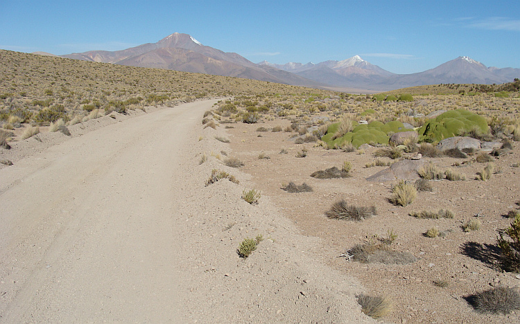 Landscape between Guallatire and Isluga