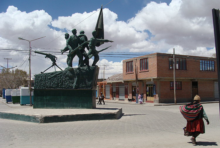 Straatbeeld in Uyuni