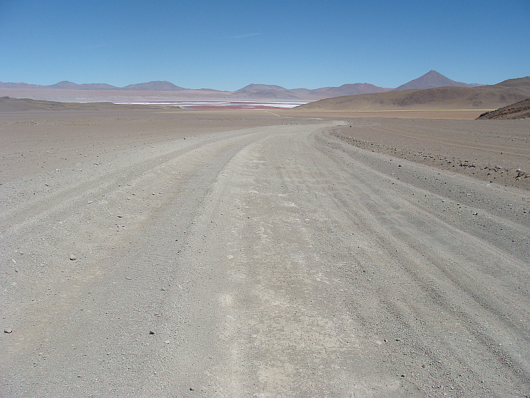 De weg naar Laguna Colorada