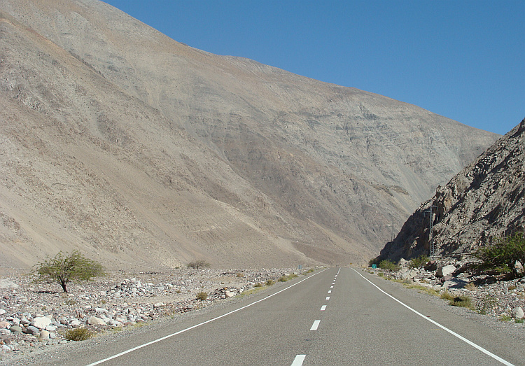 Op de klim van La Serena naar de Paso del Agua Negro