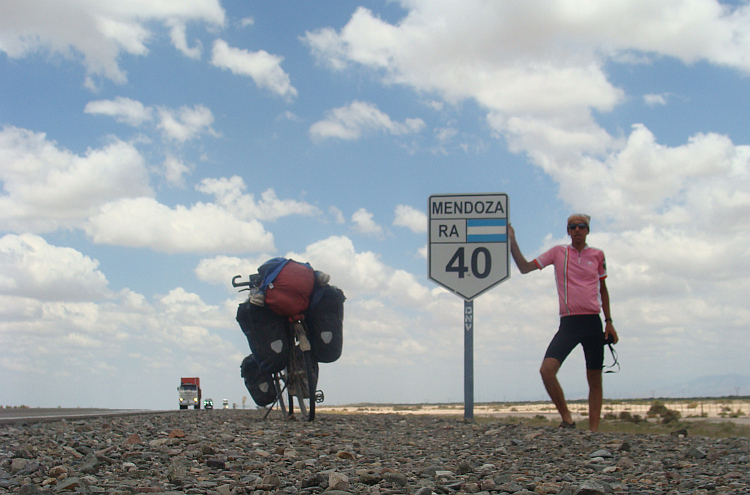 Op de Ruta 40 tussen San Juan en Mendoza