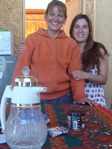 Chilean ladies near Colbún