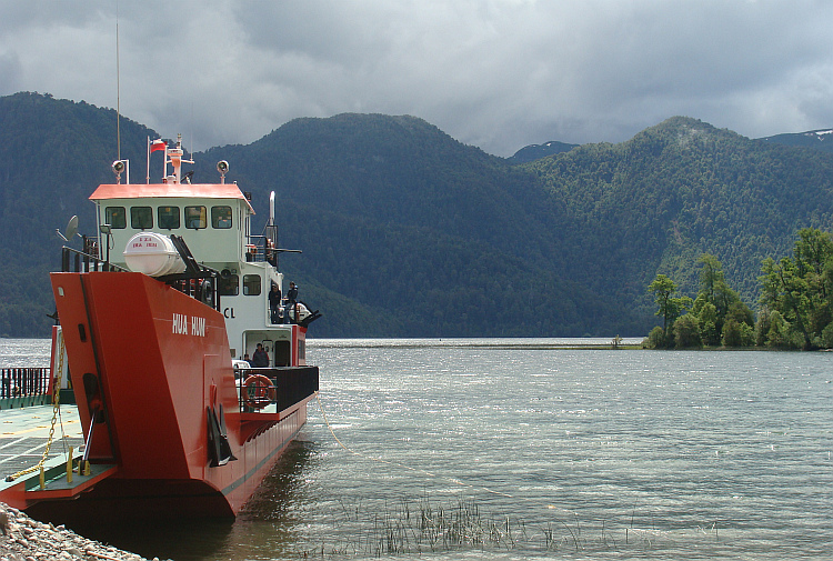 Het Lago Pirihueico