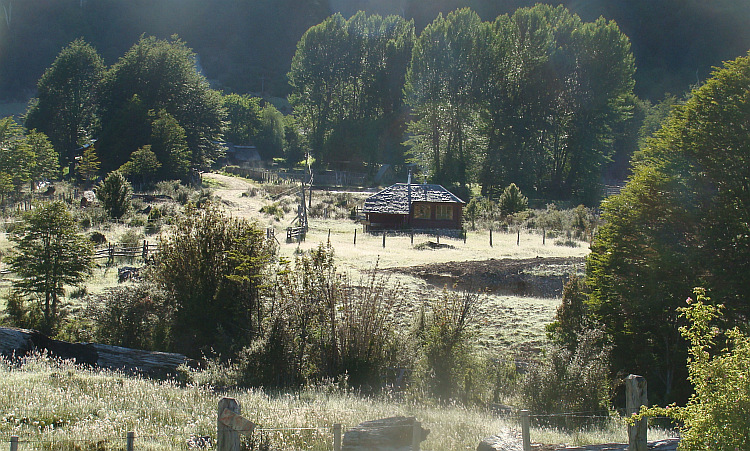 Boerderij tussen Villa Amengual en Villa Mañihuales