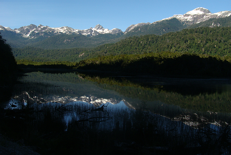 Lake between Villa Amengual and Villa Mañihuales