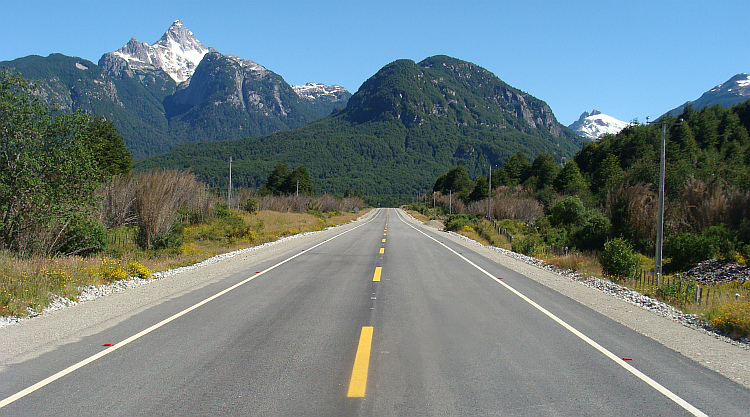 Geasfalteerde sectie van de Carretera Austral bij Villa Mañihuales