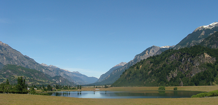 Landschap tussen Villa Mañihuales en Coyhaique