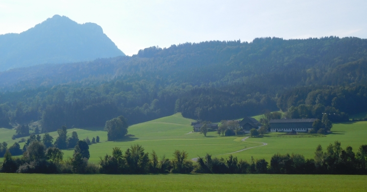 Between Mondsee and Salzburg