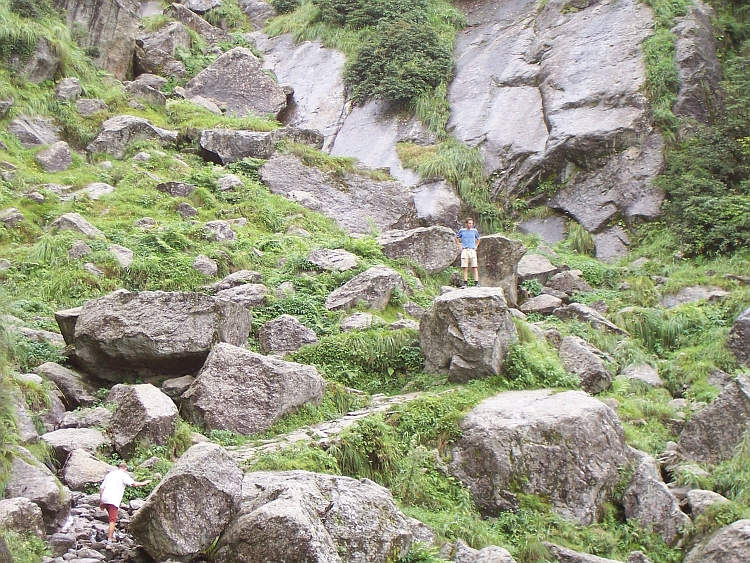 Jeroen (links) en ik (rechts) op de weg naar Triund