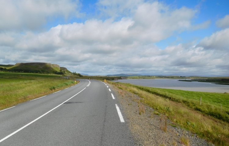 Landschap tussen Årnes en Hrauneyjar