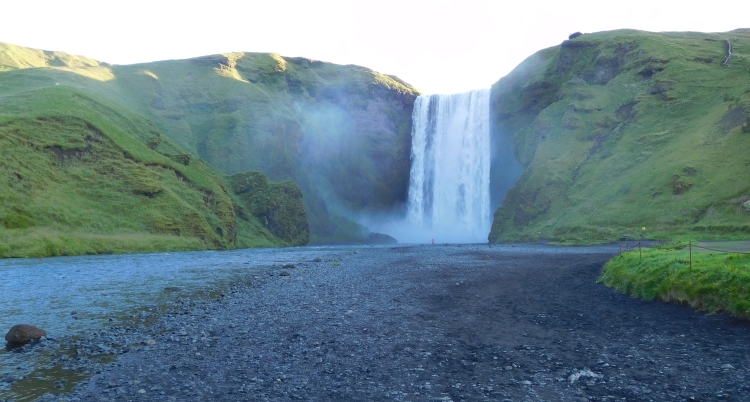 Skógafoss (foto dateert van de vroege morgen van dag 6)