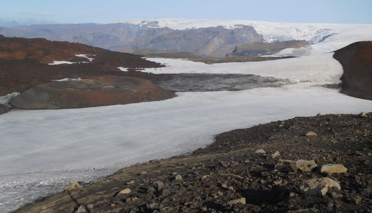 Fimmvörđuháls trekking