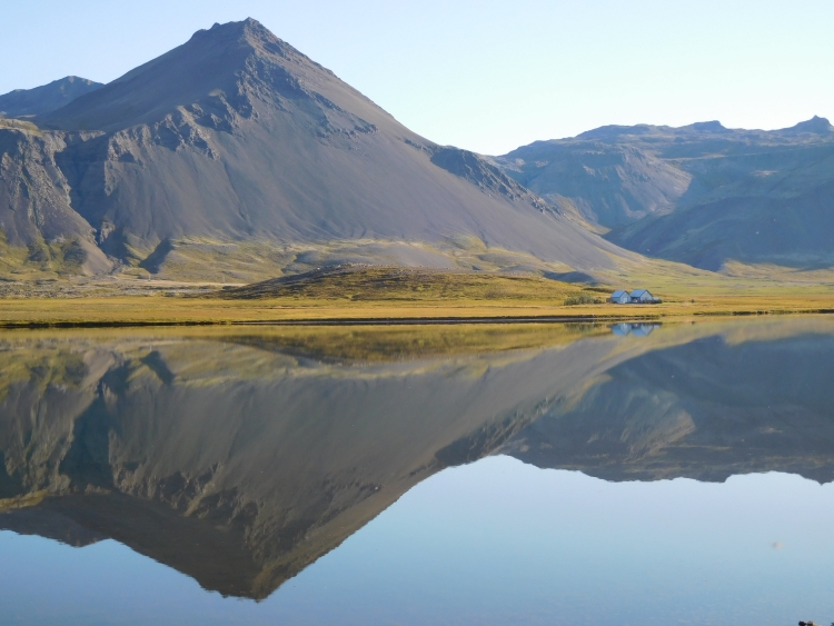 Landschap tussen Arnarstapi en Borgarnes