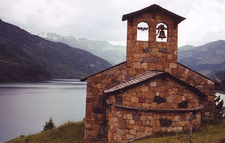 Chapel on the way to the Cormet de Roselend