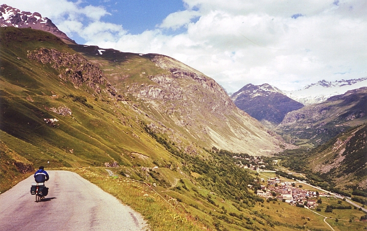 The first village on the way down: Bonneval-s-Arc