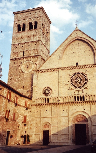 De Romaanse kerk van Assisi