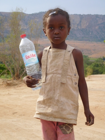 Girl near Ranohira