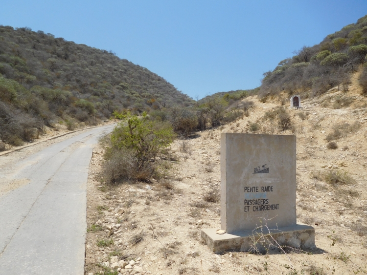 The road from Toliara to Saint Augustin