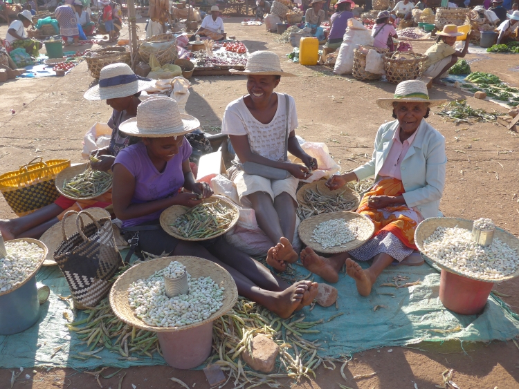 Markt in Ambalavao. Foto van Willem Hoffmans