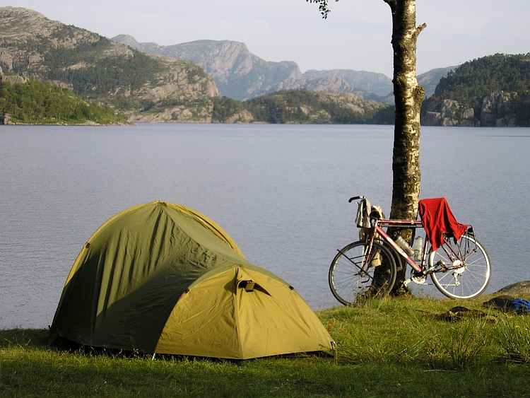 Campsite near the Preikestolhut