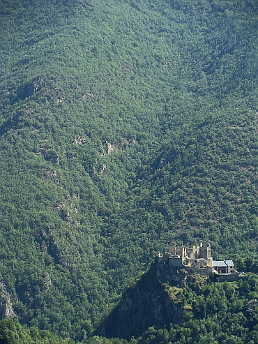 Kasteel in het dal van de Aude