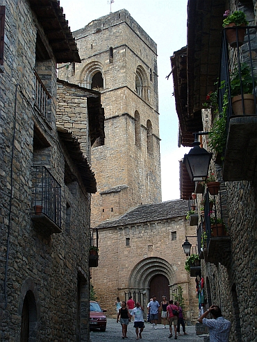 Street in Ainsa