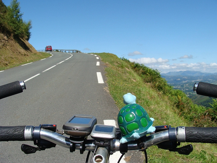 The Steep climb to the Col de Burdincurutcheta and Col d'Haltza d'Iraty