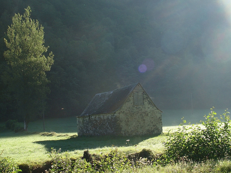 On the way from Seix to the Col de Latrape