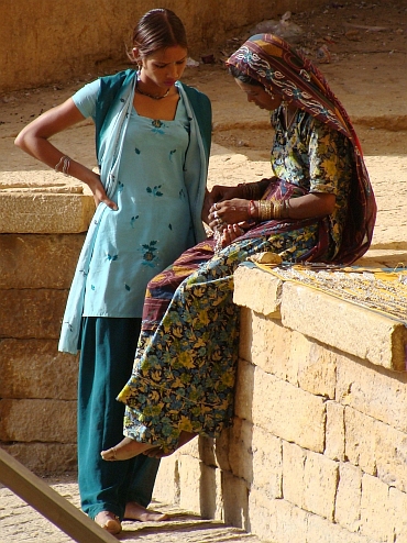 Jonge vrouw in Jaisalmer