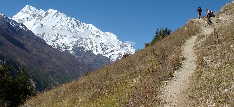 Op de weg naar Ghyaru