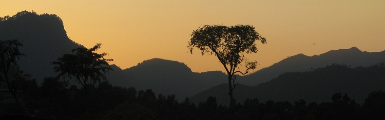 Zonsondergang over de Trisuli vallei