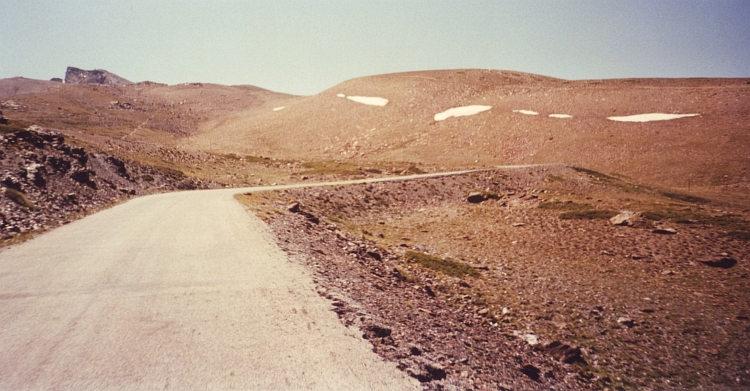 Het hoogste fietspad van Europa: naar de 3.400 meter hoge Pico Veleta in de Sierra Nevada